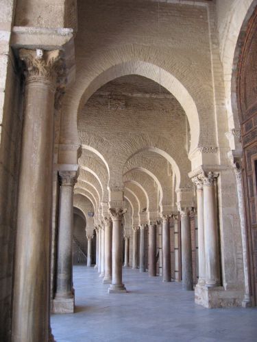 photo : 22 Voutes de la Grande mosquee de Kairouan (19/05/2010)