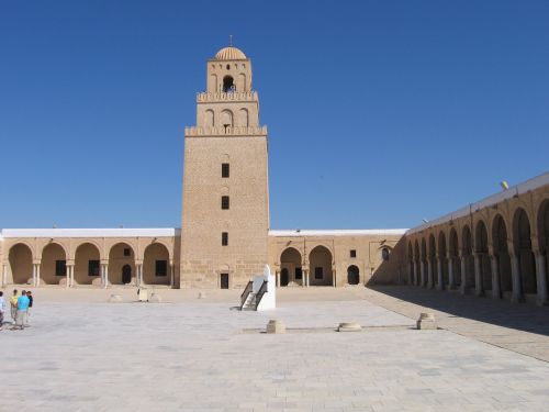 photo : 31 Le minaret de la Grande mosquee de Kairouan (19/05/2010)