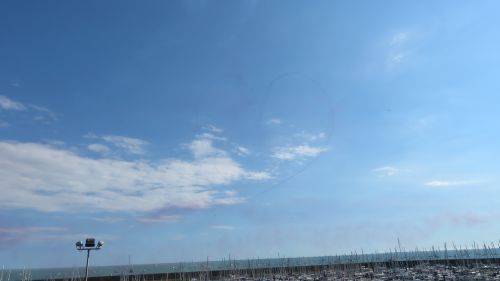 photo : la patrouille de france a pornic 38 (22/07/2018)