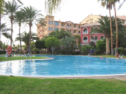 photo : 210 piscine de l hotel (24/10/2018)