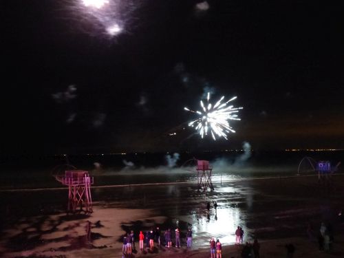 photo : 01 illumination des pecheries tharon plage (16/08/2019)