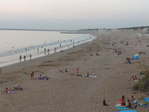 photo : 02 soir de canicule sur la plage de tharon (07/08/2020)