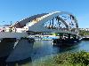 Installation du pont Raymond Barre a Lyon 18 (03/09/2013) (agrandir la photo)