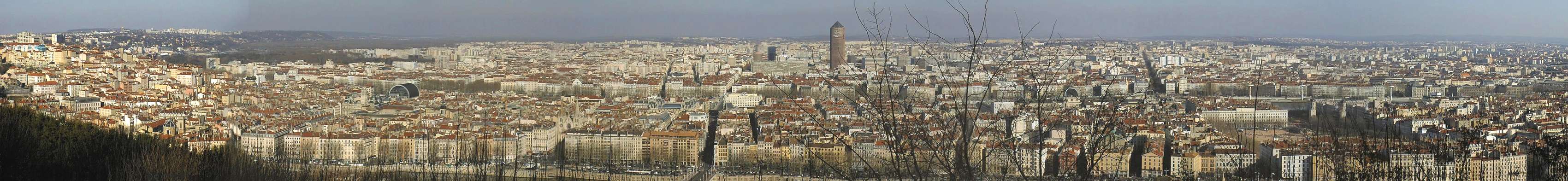 Panorama : Visite virtuelle de Lyon - vue de Fourvi�re.