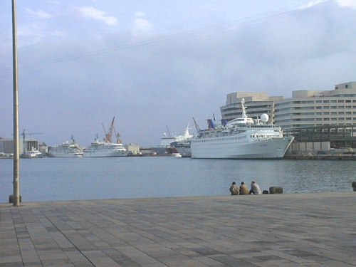 photo : 19 Port de Barcelone