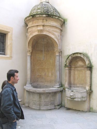 photo : 16 puits dans la traboule