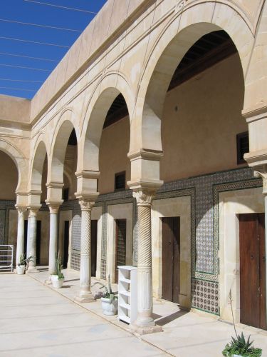 photo : 40 Voutes de la mosquee Sidi Sahbi (19/05/2010)
