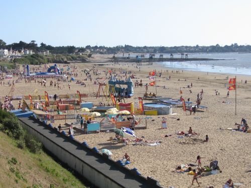 photo : bossaball tour haribo tharon plage 06 (04/08/2010)