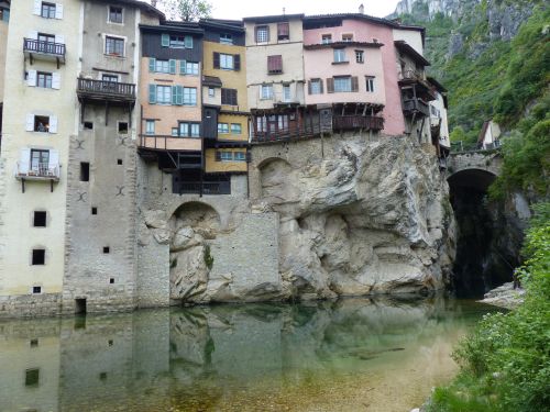 photo : Maisons suspendues de Pont en Royans 01 (08/05/2015)