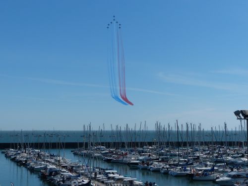 photo : La patrouille de France a Pornic 12 (01/08/2015)