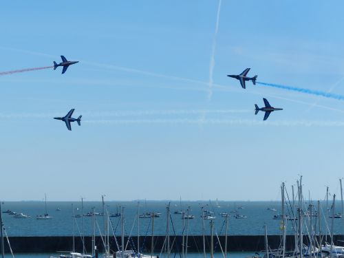 photo : La patrouille de France a Pornic 32 (01/08/2015)