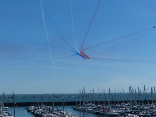 photo : La patrouille de France a Pornic 39 (01/08/2015)